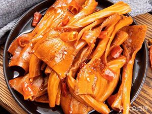 Shuangyuan Ready-to-Eat Food Specialty Store (Qiaozhi Branch)