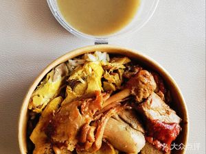 Gou Yue Authentic Longjiang Pig Trotter Rice