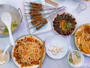 Sulu K'ex (Silk Road Xinjiang Lan Chun Tang Beef Noodle)