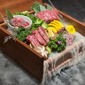 Echōbo Niku Tarō - Japanese Yakiniku Specialty Store