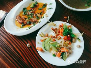 Zou Shifu Lanzhou Lamian (Ding’an Li Store)