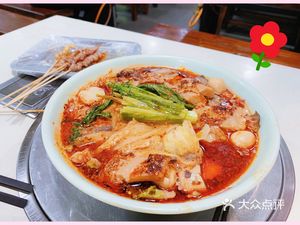 Huang Yingcai Spicy Hot Pot (Jingtai Road Branch)