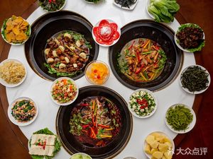 Da Yuan Tie Guo Duan - Qizizhahar Kao Rou (Shi Fo Ying Dian)