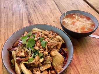 Xiong Zi Wen Braised Pork with Pancakes