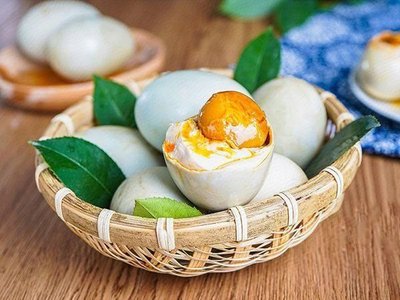 Fresh Dumplings and Meatballs