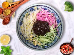 Old Beijing Fried Sauce Noodles (Huixin East Street Branch)