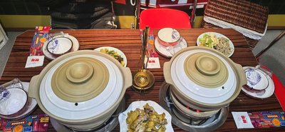 Happy Cantonese Charcoal Beef Tripe and Chicken Clay Pot