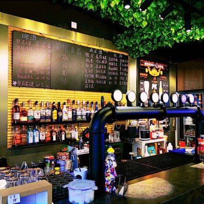 San Bao Piajiang Craft Brewery (Caoqiao Branch)