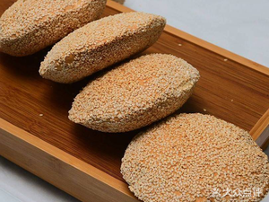 Xi Station Gongmen Street Mantou (West Four Store)