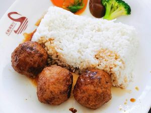 Swan Lake Restaurant