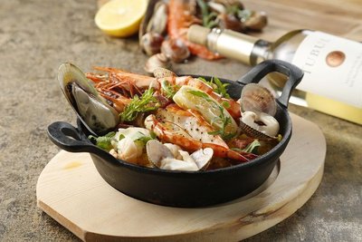 Xiao Mo Restaurant and More Restaurant – Western Cuisine (Beijing Exhibition Hall Branch)