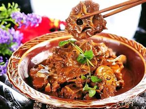 Lao Beijing Liu Yan Xuan Jiuhuan