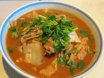 Bǎinián Lǎo Tāngmǎ Jī Lǔ Ruò