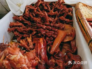 Hou Ji Wuhan Jiu Jiu Duck Neck King (Jian Xian Branch)