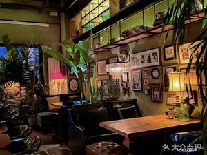 Dan Xian Xiao Guan · Can Ba