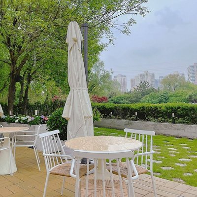 23 Le Jardin Garden Restaurant