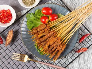 Lanzhou Old Man Pulling Noodles (Fangezhuang Branch)