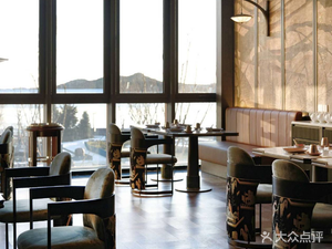 Shehu Lake Hotel • Shehu Lake Chinese Restaurant