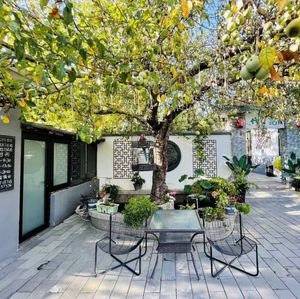 Bamboo Garden Roast Meat with Copper Pot Hot Pot