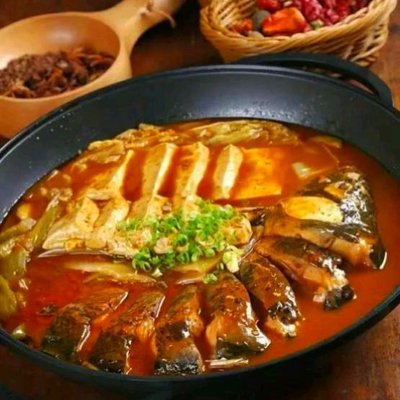 Qinglong Lake Rural Inn Iron Pot Fish Stew