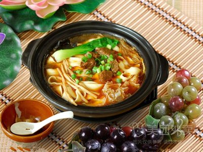 Hand-cut Noodle Home-style Cuisine