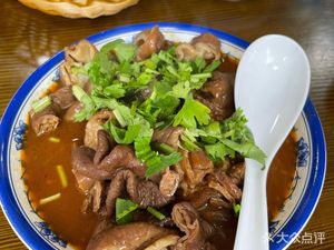 Fengming Pancake Lamb Soup Braised Pork
