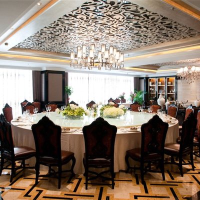 Jiangnan Fu (Tongfang Store)