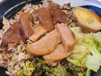 Yellow Braised Chicken Rice (Branch at Beijing Language University)