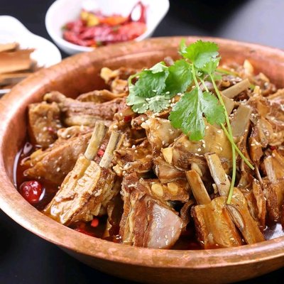 Niujie Old City Copper Pot Lamb Spine (Longhu Tianjie Branch)
