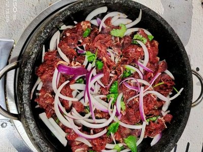 Old Street Corner Stone-Cooked Meat