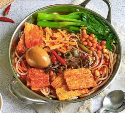 Long Liu Da Tie Niu Snail Noodles