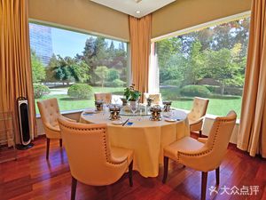 Huang Yu Shi Cantonese Hot Pot