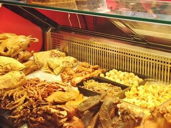 Huang Cheng Gen Old Qianmen Smoked Chicken (Rigu Shopping Mall Branch)