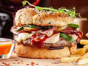 Tang Ji Braised Bone Dishes (Tong Jinan Road Main Store)