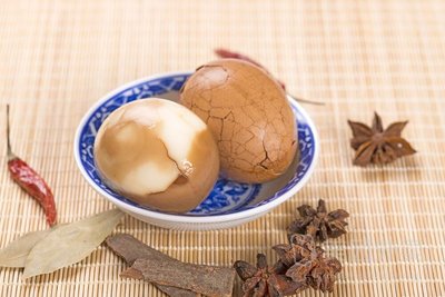 Gu Ji Niu Street Flavor Snacks