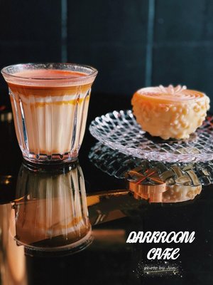 DARKROOM CAFE