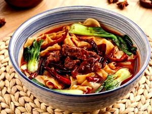 Beef Noodle Yellow Chicken Rice with Dumplings