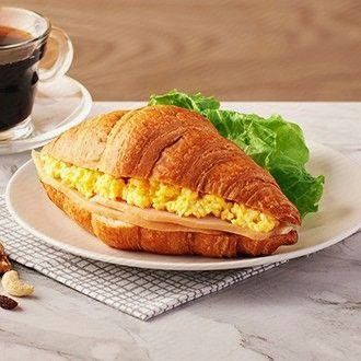 瑞幸咖啡 (Guotie Wealth Plaza Branch)