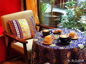 Bai Ma Dun Zhu Tibetan Coffee & Afternoon Tea (Yonghe Palace Branch)