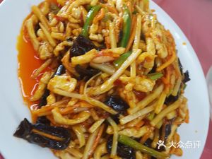 Hu回头客·玉洁农家院 (Lǐ'èr Sān Zhōnglù Diàn)