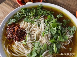 Jinzhu Ramen (Zhugaozhuang Relocation Hotel)