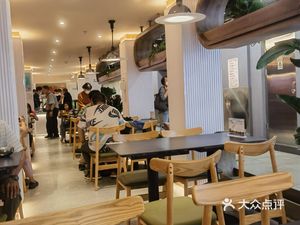 Hongxing Culinary Hub