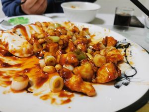Jujing Ge Restaurant