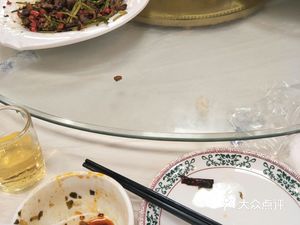 Xinlinweiyeh Chengdu Cuisine (West Station Store)