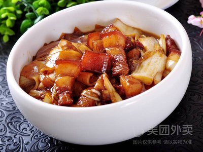 Datong Shaved Noodles with Home-style Dishes and Braised Pork