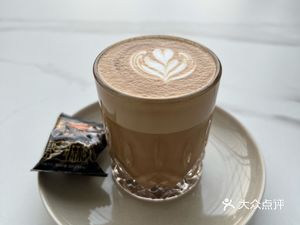 Yun Lou Coffee (Newpoli Mansion)