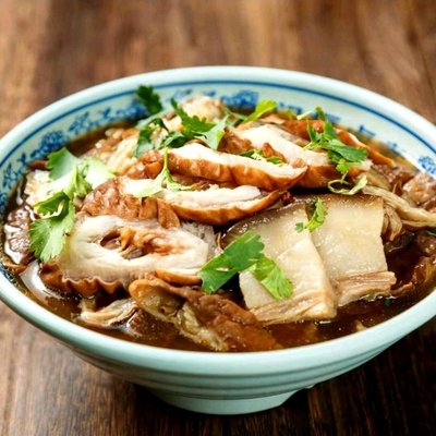 Bǎinián Rùzhǔ (Guānghuá Lù Diàn) - Hundred-Year Braised Pork (Guanghua Road Branch)