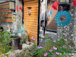 Old Lee BBQ • Craft Beer & Tea House • Tea & Coffee