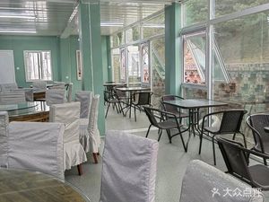 Shanren Tribal (White River Bay Yunmeng Xianjing Qingliang Valley Basha 111 National Road Store)