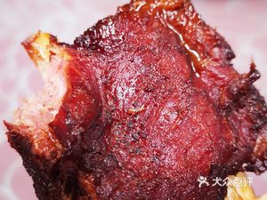 Liuhua Shan Zhuang Lu Nu Wang